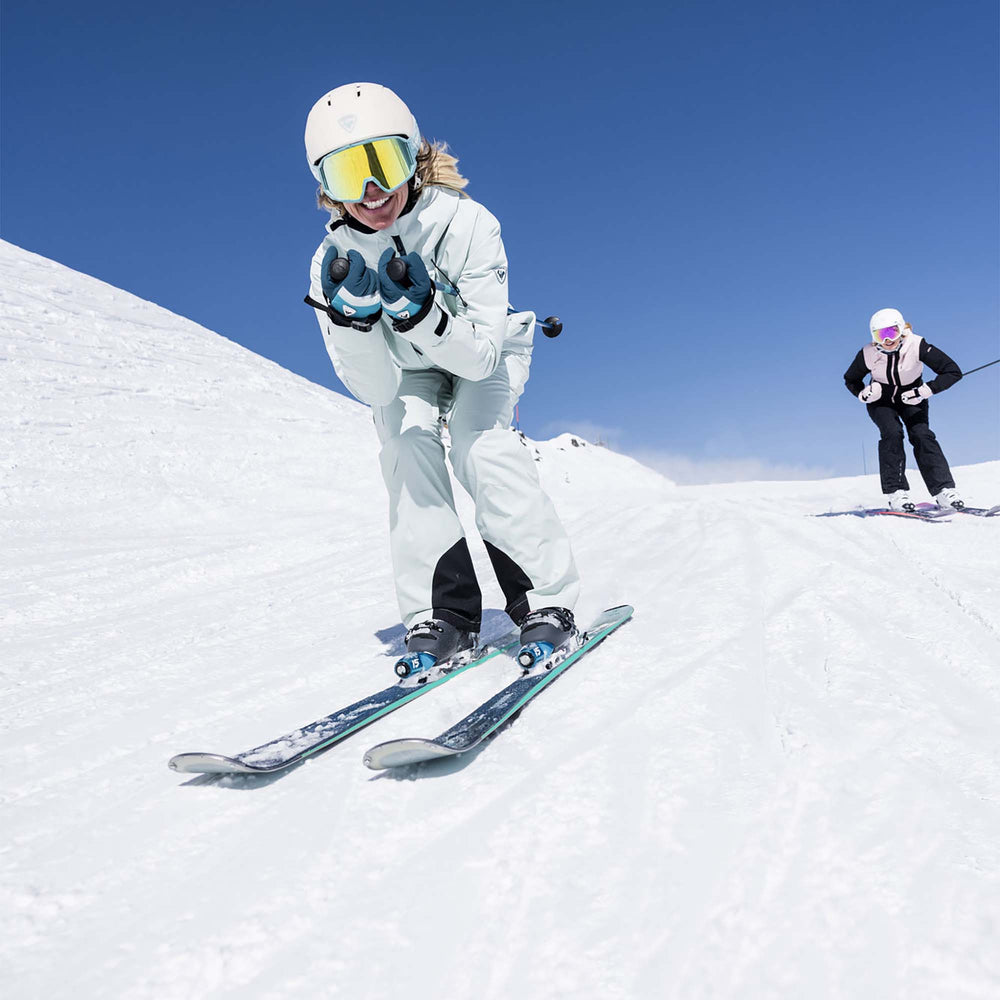 Alpine ski