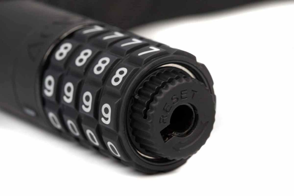 Cube ACID Chain Lock CORVID C80 black