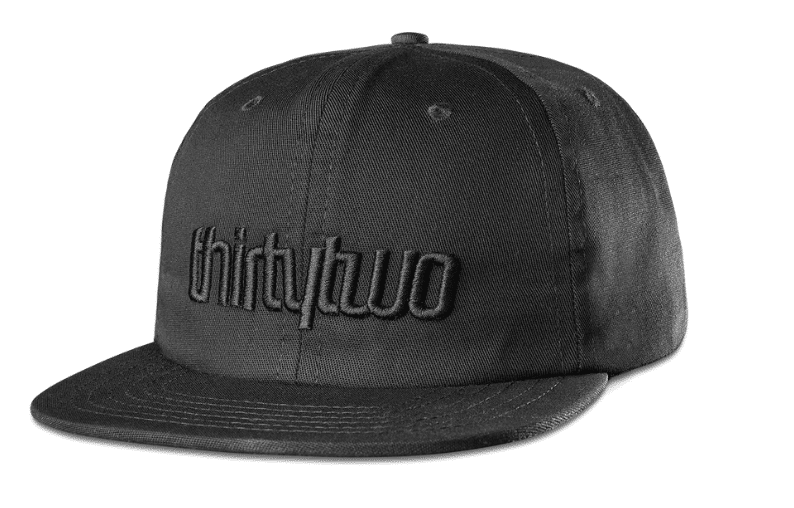 32 DOUBLE SNAPBACK