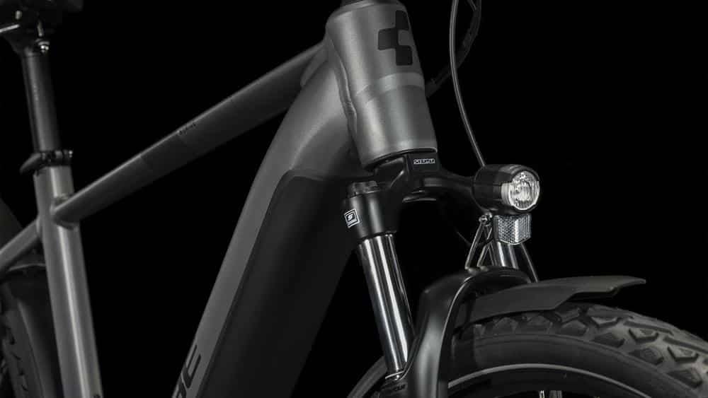Cube Nuride Hybrid Performance 625 Allroad graphite´n´black