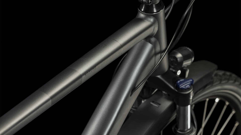 646100 D 00