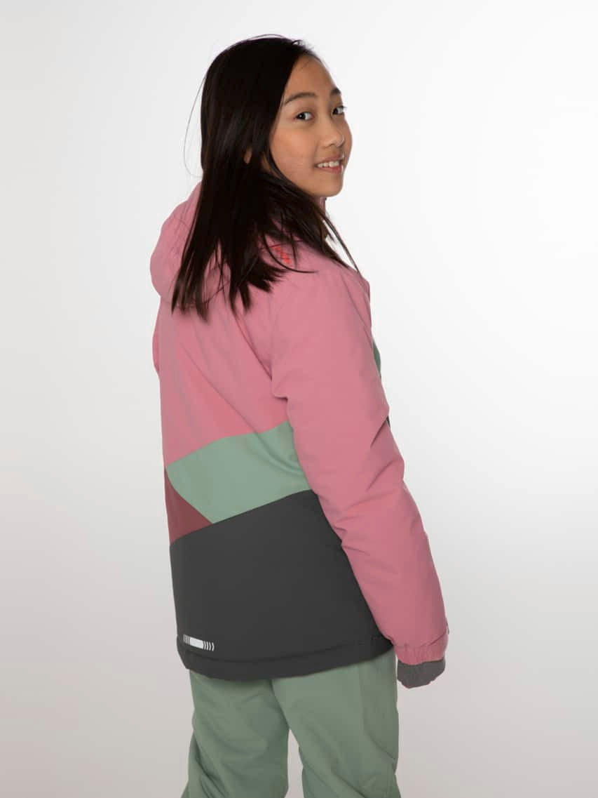 6910912 936 Model Back Half 01