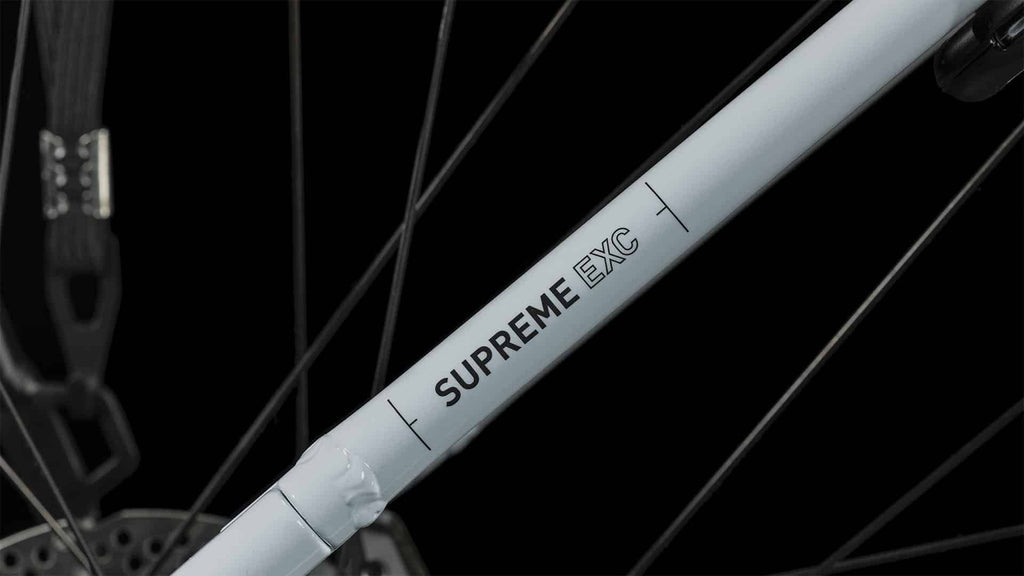 Cube Supreme Hybrid EXC 625 flashwhite´n´black