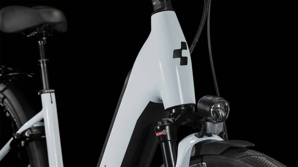 Cube Supreme Hybrid EXC 625 flashwhite´n´black
