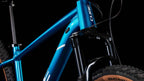 Cube Attention Pro metallicteal n white
