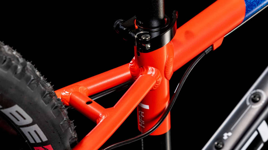 Cube Reaction 200 Pro black n blue n red