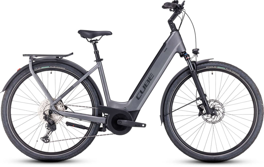 C 631152 W Cube Touring Hybrid Exc Easy Entry 625 Grey´n´metal