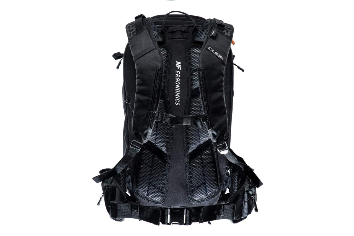 Cube Backpack Atx 30 Black 1