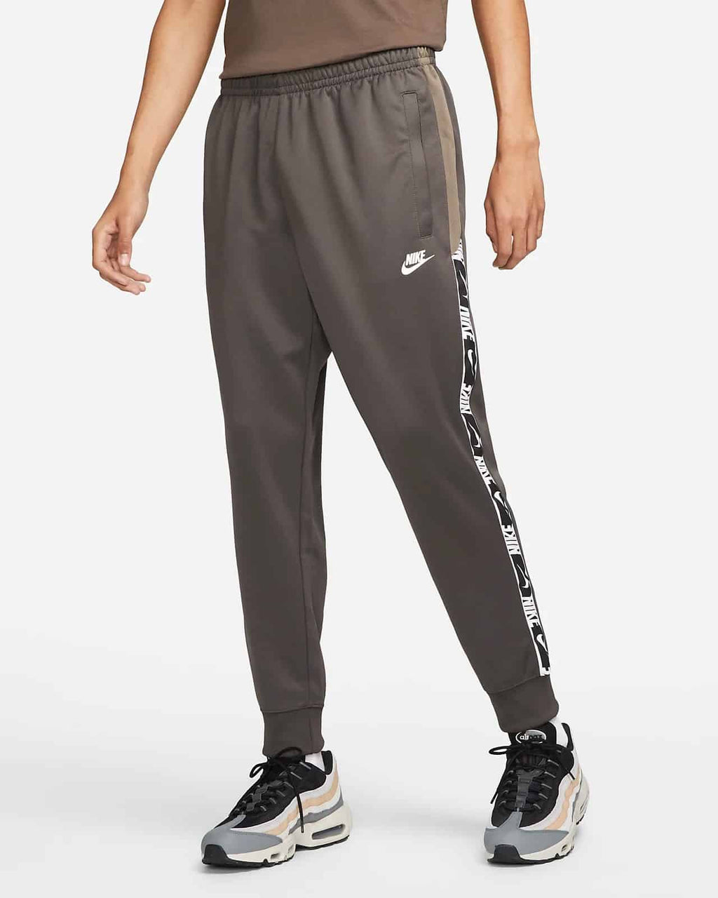M Nsw Repeat Pk Jogger Ni Dm4673 254