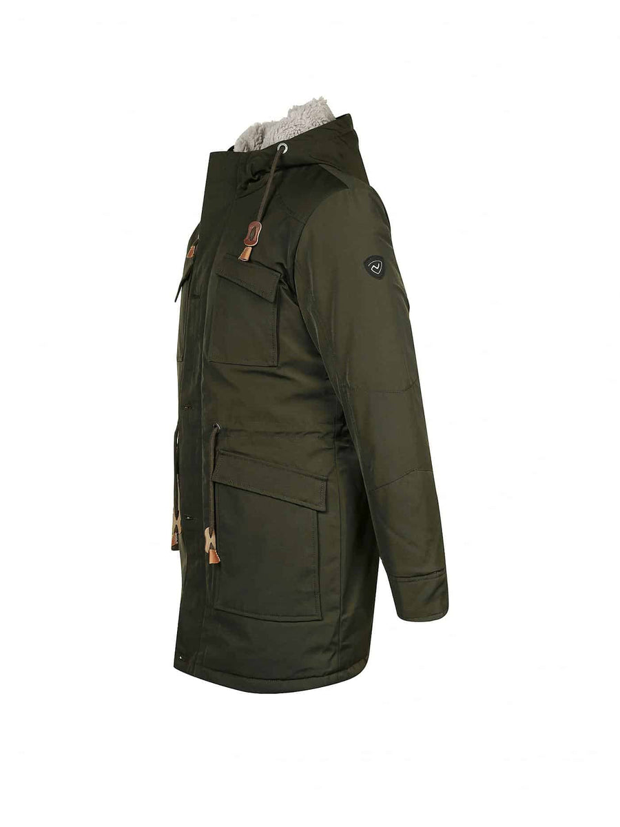Loro Parka, forest