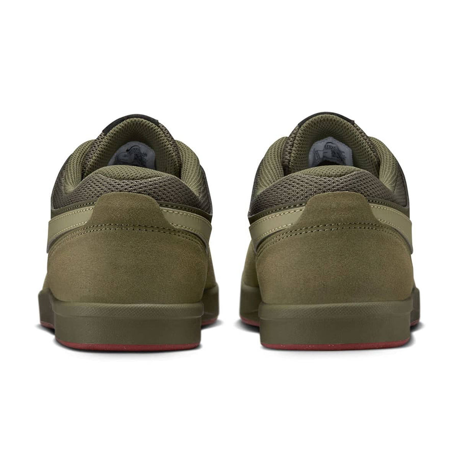 NIKE FOKUS