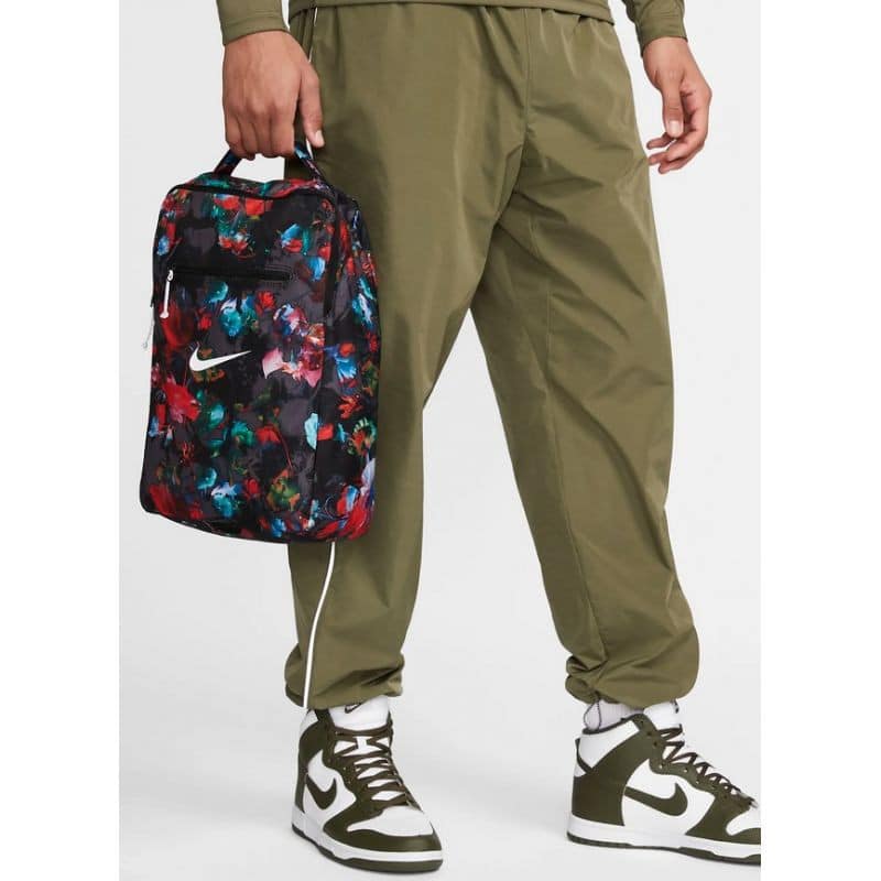 Nk Stash Shoe Bag Aop Ni Dv3087 010 2