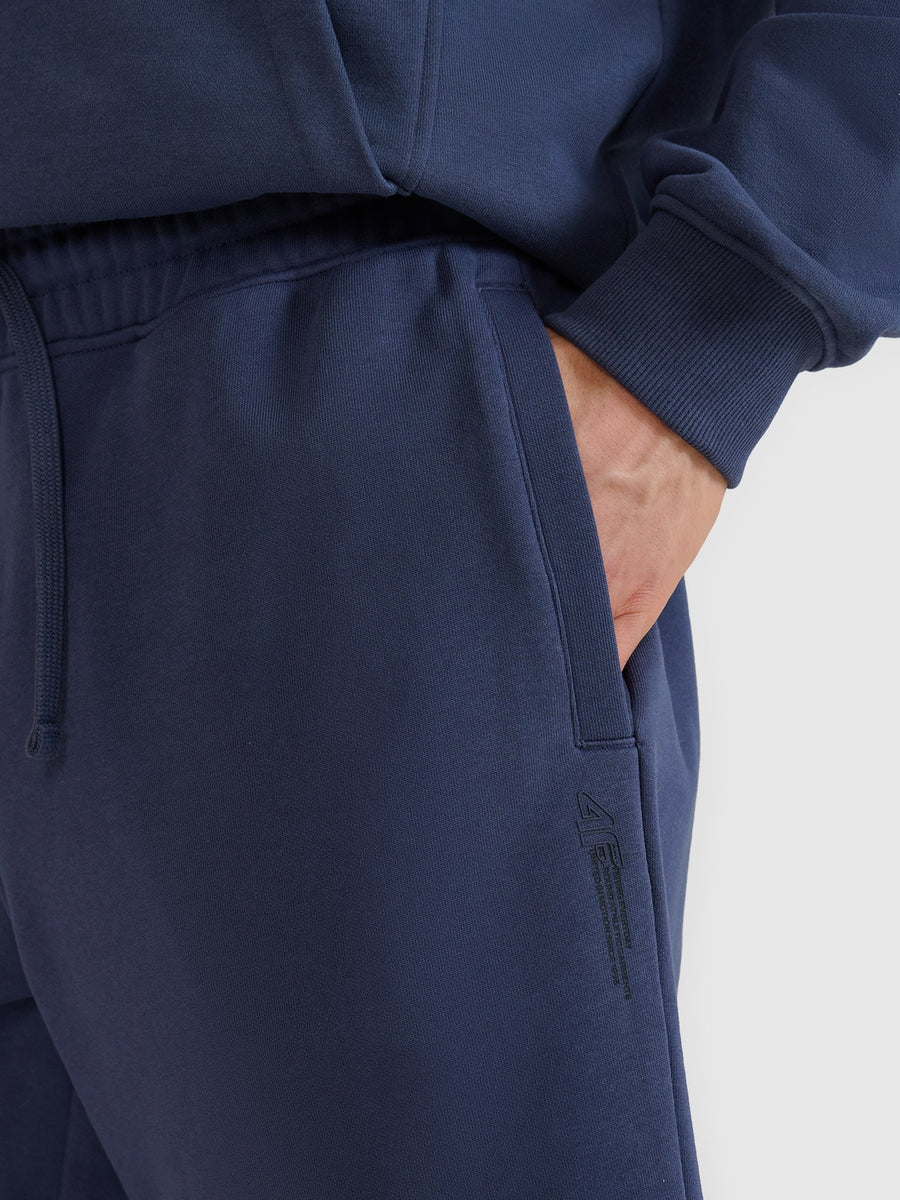 4F SHORTS CAS, ANTHRACITE/545