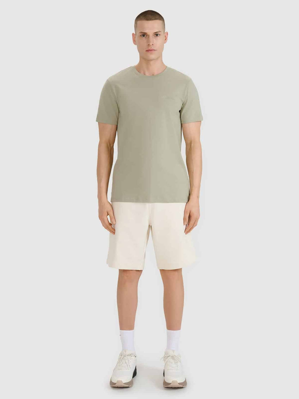 4F SHORTS CAS, CREME/545