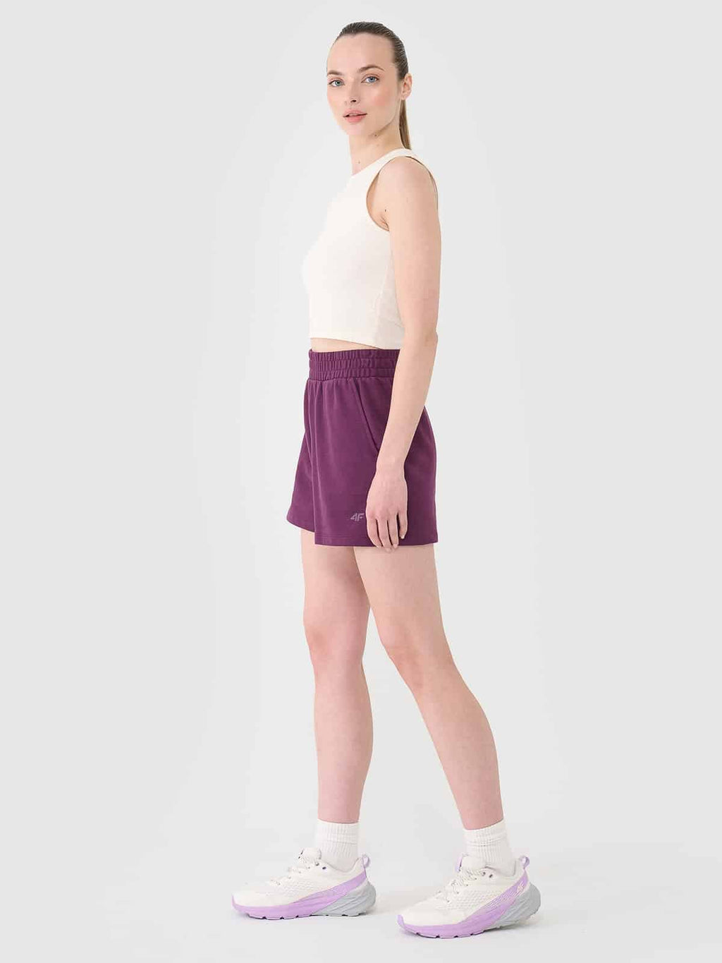 4F SHORTS CAS, DARK VIOLET/542