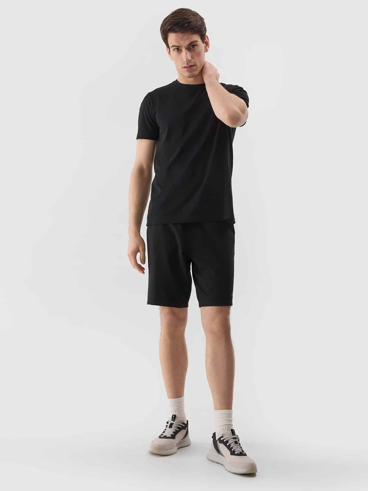4F SHORTS CAS, DEEP BLACK/284