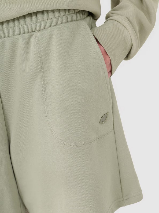 4F SHORTS CAS, OLIVE/544