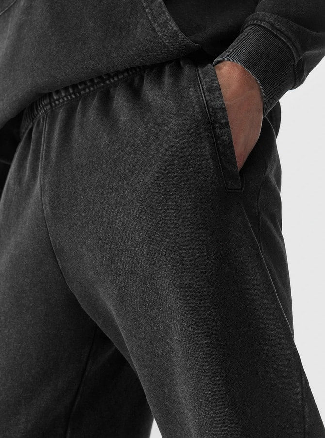 4F TROUSERS, DEEP BLACK/20s