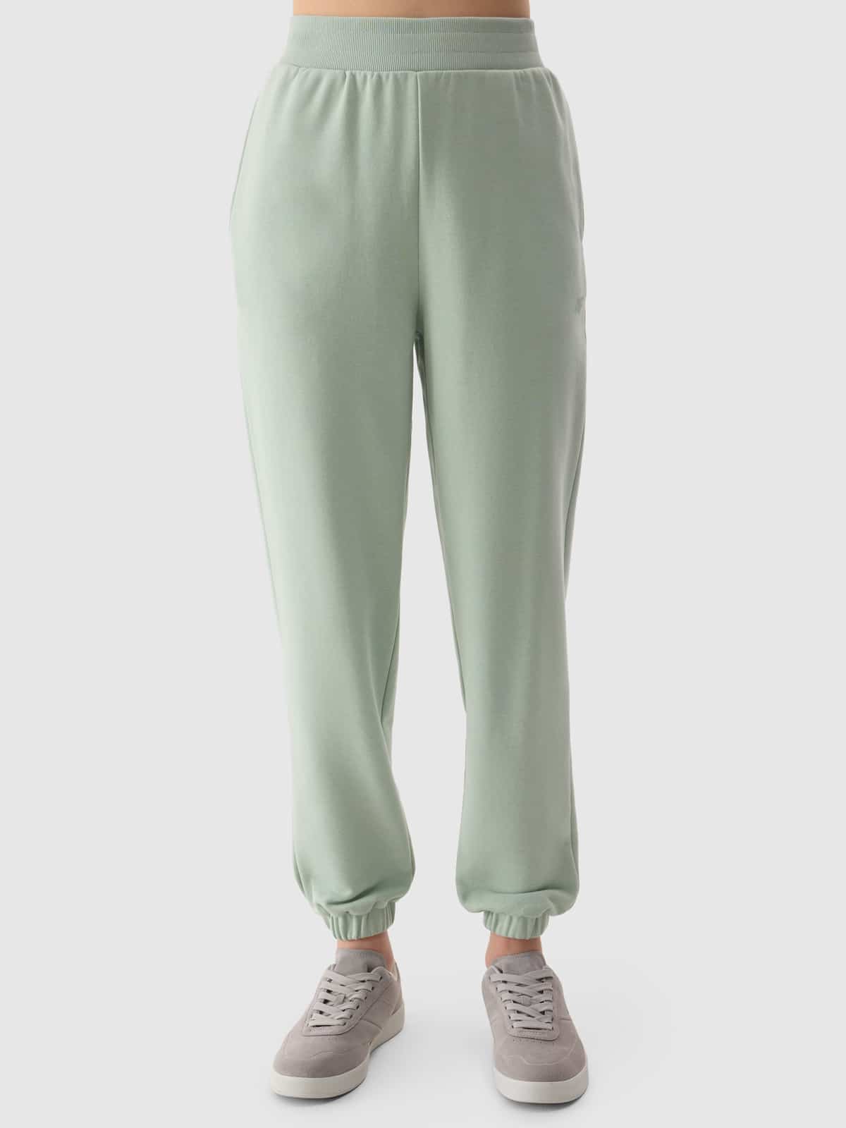 4F TROUSERS, LIGHT GREEN/42s