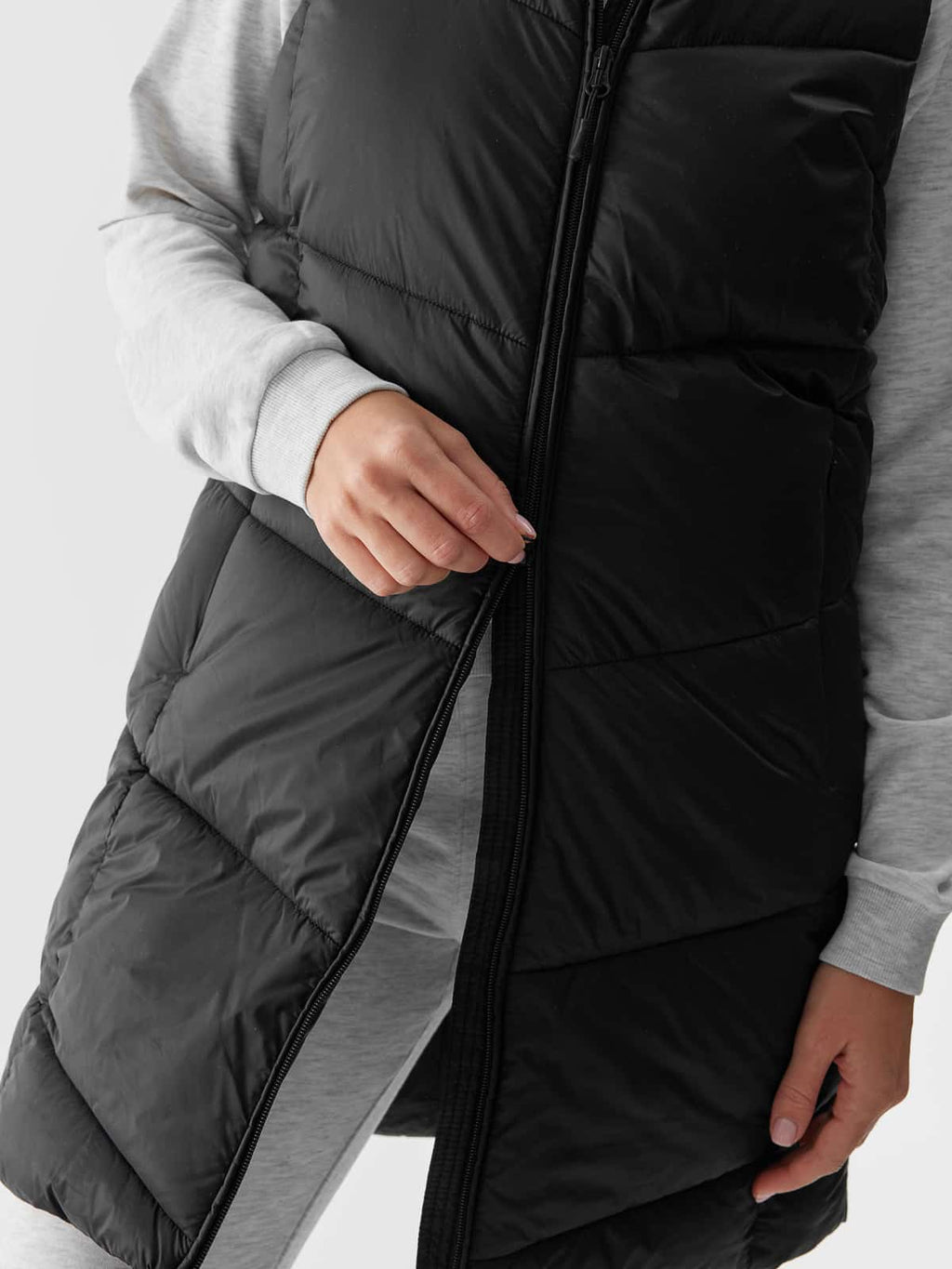 4F VEST JACKET, DEEP BLACK/114
