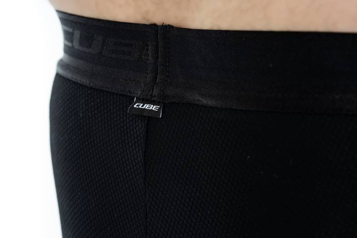 CUBE Liner Shorts black