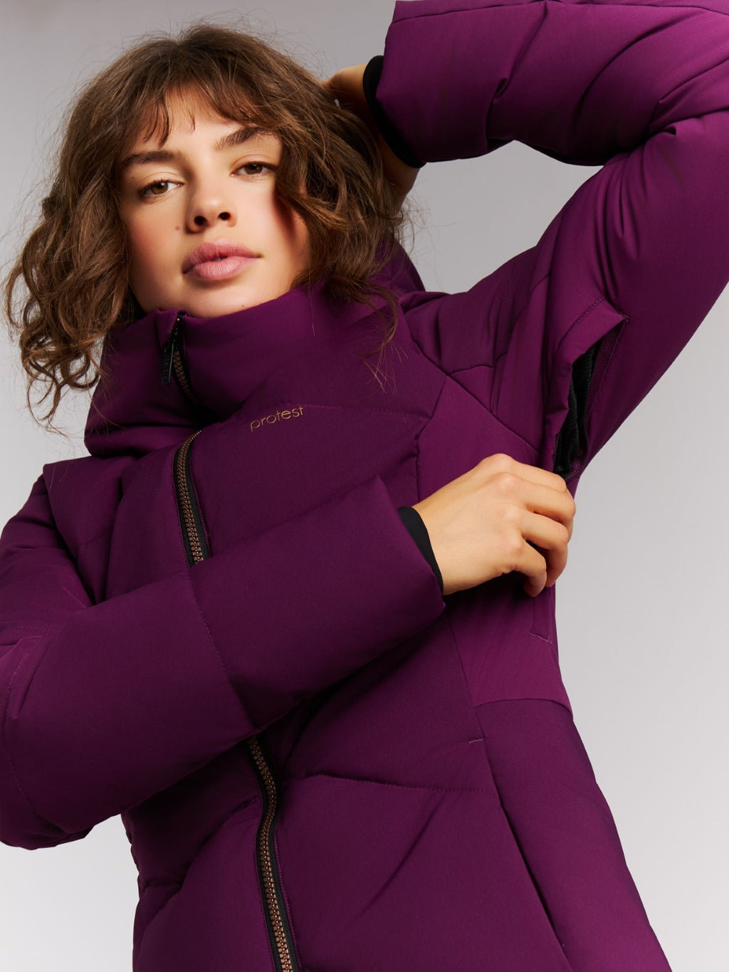 Jakas PRTHelez snowjacket 3