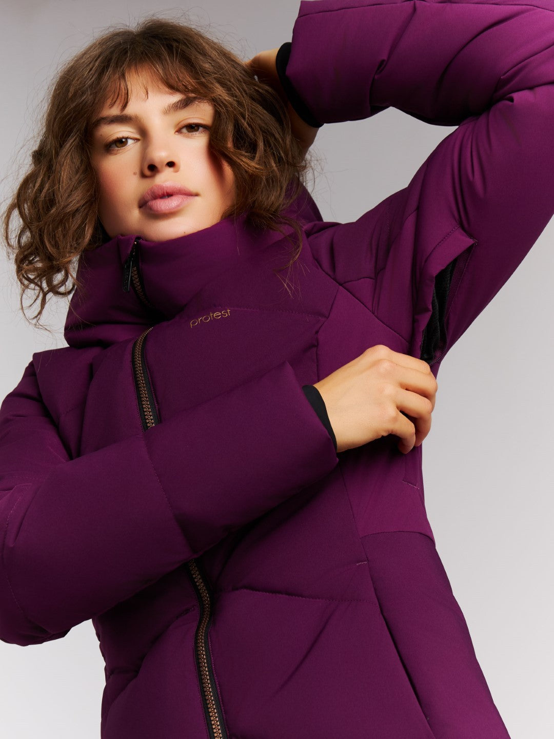 Jakas PRTHelez snowjacket 3