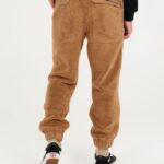 4720132 805 Model Back Half 01