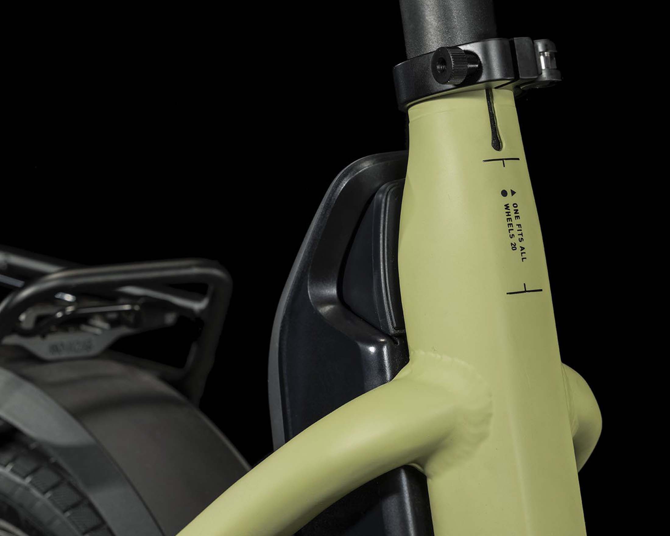 Cube Fold Sport Hybrid 500 green n black