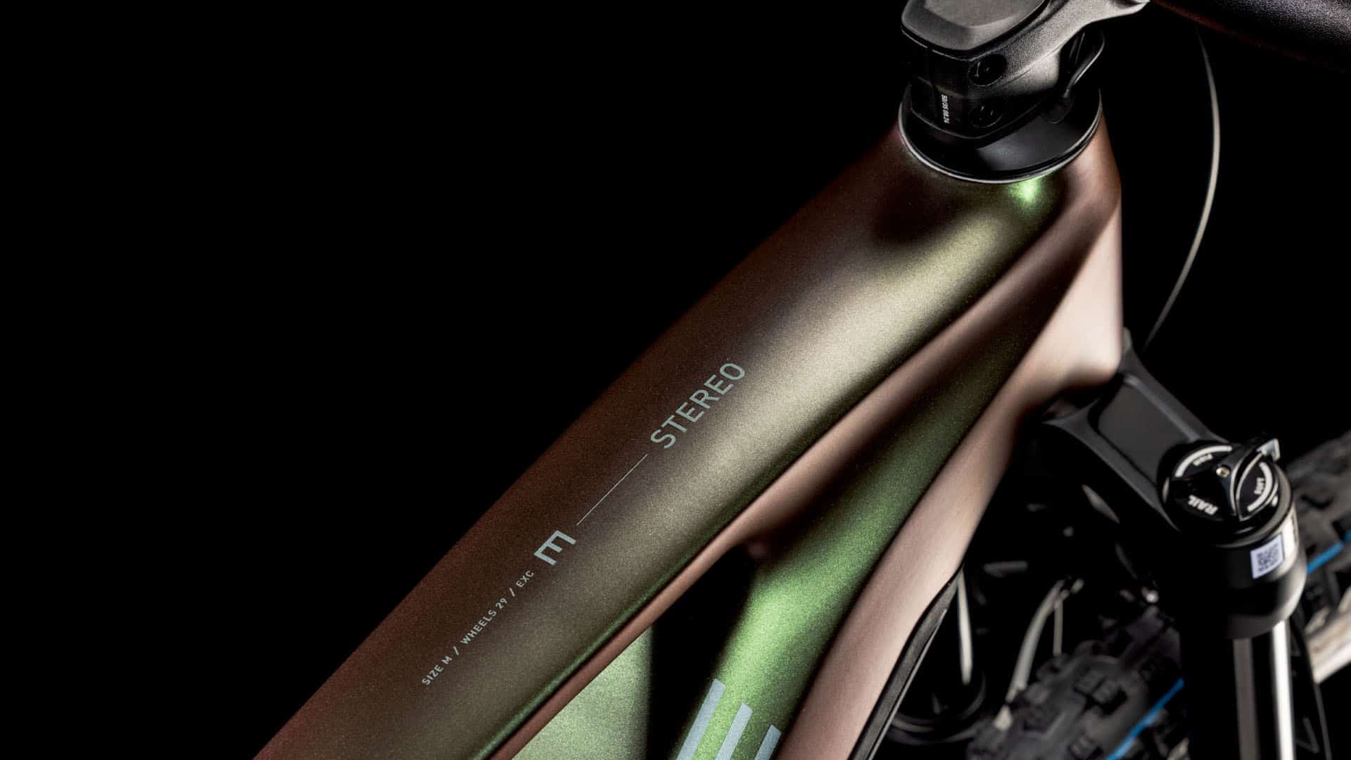 Cube Stereo Hybrid ONE44 EXC 800 stellar n shiftiris