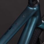 cube nuroad race royalgreen n black