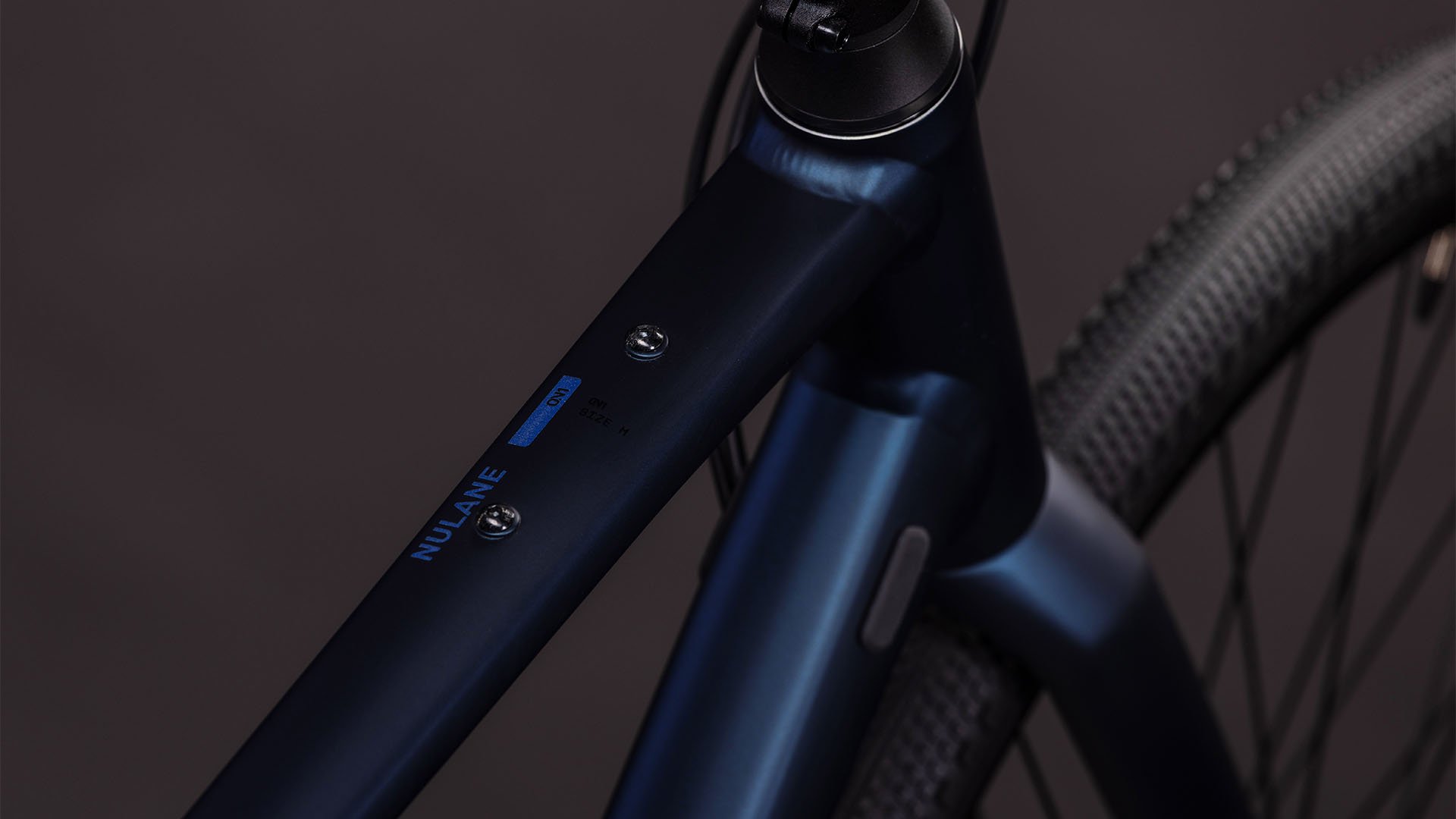 cube nulane one indigo blue n black